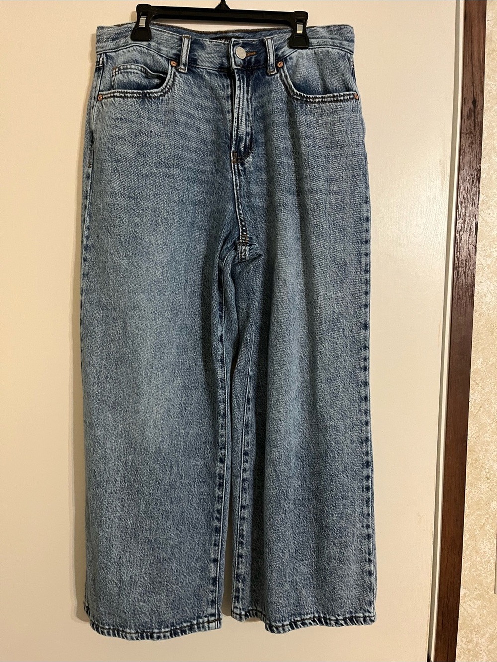 Classic Wide-Leg ankle women’s Jeans - Light Blue